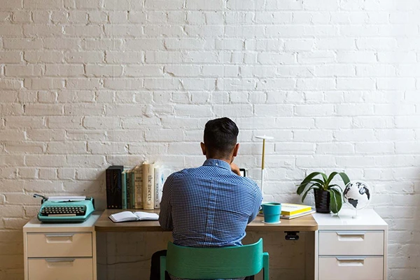 Blog content and how to come up with ideas to drive traffic to your website for small and large businesses.