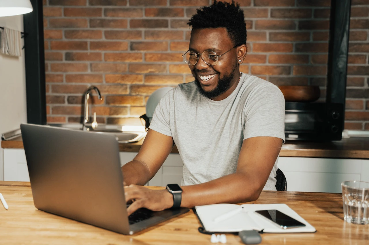 Generate Content with our Free Fall Social Media Calendar