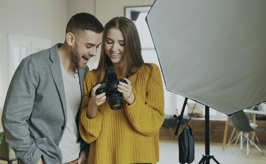 Free Spring Calendar to Market Your Business - Green T Design